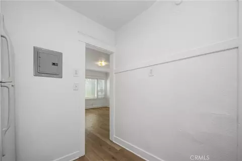 Entry Way - 1306 E Hellman St, Long Beach, CA 90813 photo 2 of 2