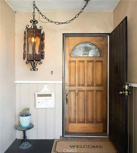 Entry Way - 3303 Faust Ave, Long Beach, CA 90808 photo 1 of 2