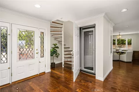 Entry Way - 6703 E La Cumbre, Orange, CA 92869 photo 3 of 5