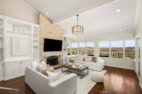 Living - 6703 E La Cumbre, Orange, CA 92869 photo 2 of 5