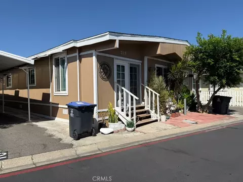 215 S Princess Ln #213, Santa Ana, CA 92704