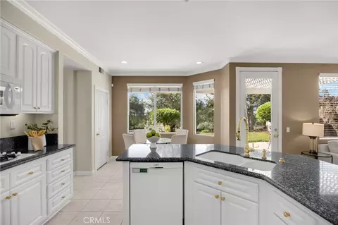 Kitchen - 982 Spyglass, Placentia, CA 92870 photo 6 of 6