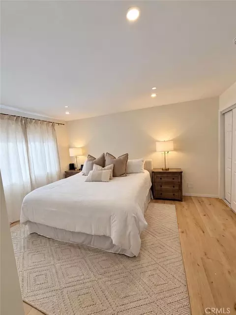 39 Walnut, Anaheim, CA 92801 photo 12