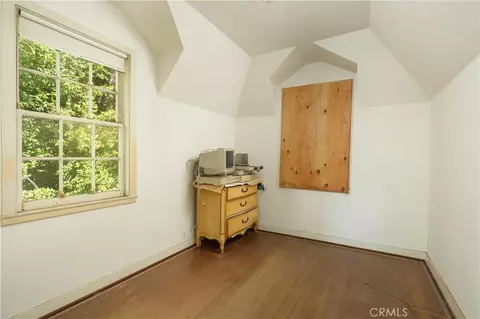 Bedroom - 530 Prospect Blvd, Pasadena, CA 91103 photo 8 of 8