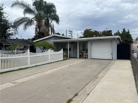 305 E Valencia, Fullerton, CA 92832 photo 2