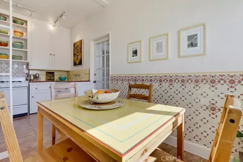 Dining - 1728 E 3rd #15, Long Beach, CA 90802 photo 5 of 7
