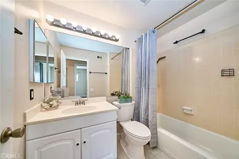 Bath - 118 Marion Blvd, Fullerton, CA 92835 photo 2 of 2
