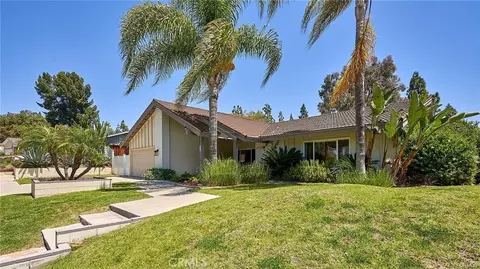 Exterior - 118 Marion Blvd, Fullerton, CA 92835 photo 4 of 11