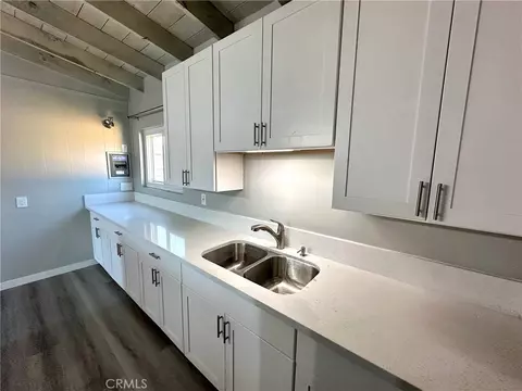 Kitchen - 449 Redondo Ave, Long Beach, CA 90814 photo 10 of 12