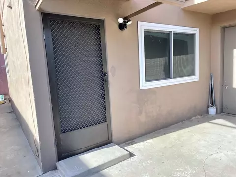 Exterior - 449 Redondo Ave, Long Beach, CA 90814 photo 3 of 6