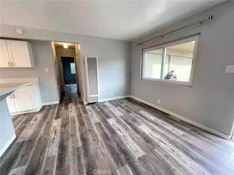 Living - 449 Redondo Ave, Long Beach, CA 90814 photo 7 of 8
