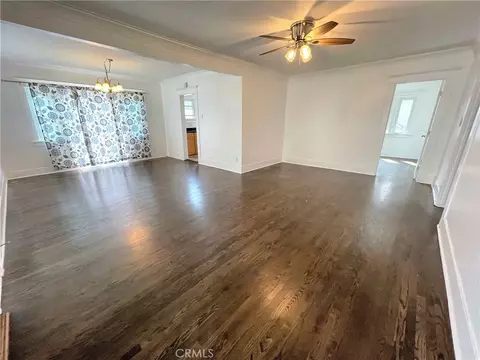 Living - 449 Redondo Ave, Long Beach, CA 90814 photo 1 of 8