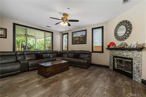 Living - 11349 Parkfield, Riverside, CA 92505 photo 1 of 3