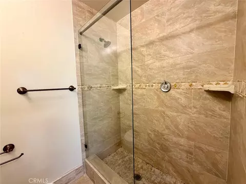 Bath - 1139 E Ocean Blvd #108, Long Beach, CA 90802 photo 4 of 5