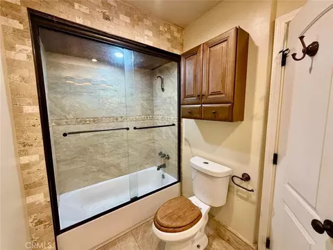 Bath - 1139 E Ocean Blvd #108, Long Beach, CA 90802 photo 5 of 5