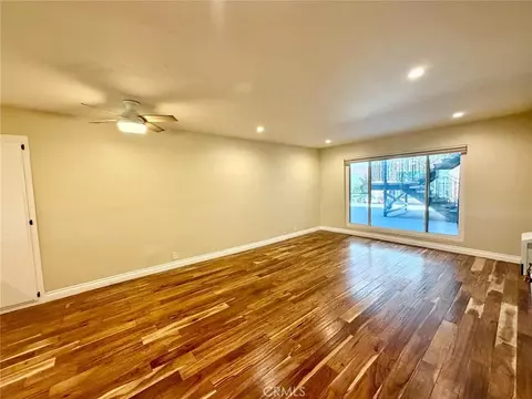 Living - 1139 E Ocean Blvd #108, Long Beach, CA 90802 photo 1 of 4
