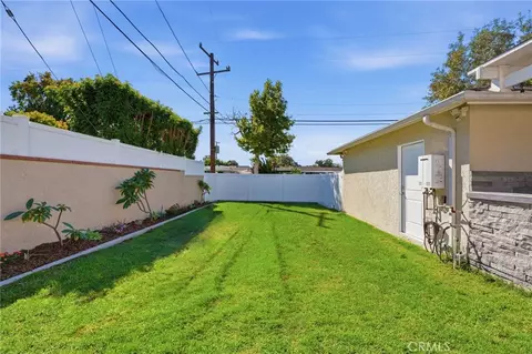 Exterior - 2000 Tevis, Long Beach, CA 90815 photo 4 of 6