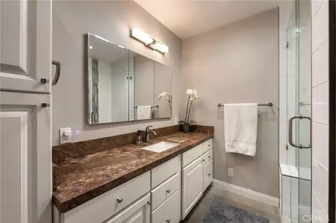 Bath - 2000 Tevis, Long Beach, CA 90815 photo 1 of 6