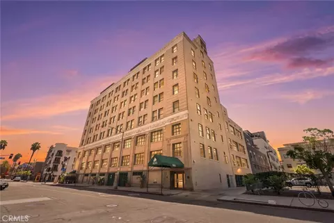 100 W 5th St #8D, Long Beach, CA 90802