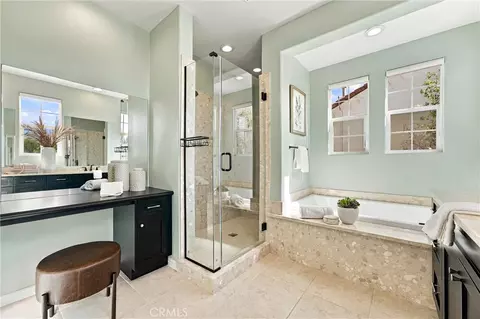 Bath - 104 Sparrow, Irvine, CA 92618 photo 4 of 6