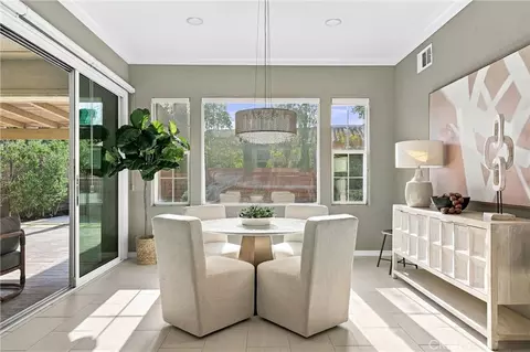 Dining - 104 Sparrow, Irvine, CA 92618 photo 3 of 6
