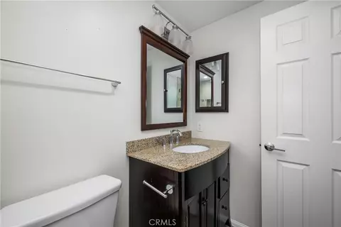 Bath - 9658 Bloomfield Ave, Cypress, CA 90630 photo 4 of 8