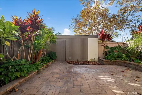 Exterior - 9658 Bloomfield Ave, Cypress, CA 90630 photo 3 of 12