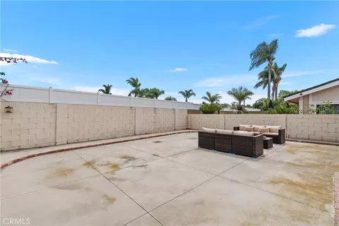 Exterior - 5171 Blackpool Rd, Westminster, CA 92683 photo 8 of 11