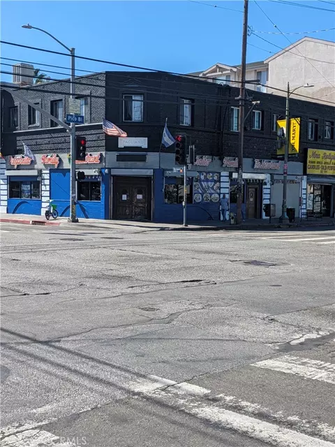 1303 S Vermont, Los Angeles, CA 90006