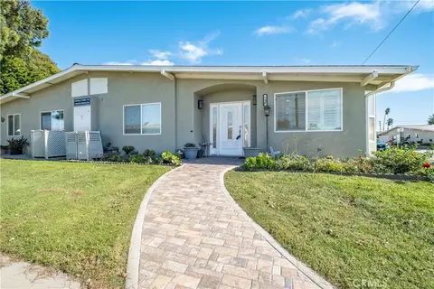 13922 El Dorado Apt 58 F Mutual 2 Rd, Seal Beach, CA 90740