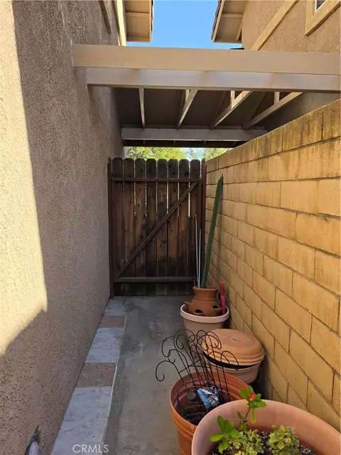Exterior - 4514 Apricot #A, Simi Valley, CA 93063 photo 4 of 6