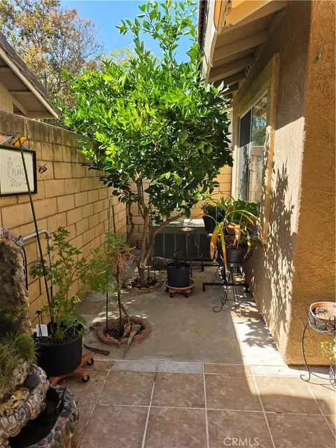 Exterior - 4514 Apricot #A, Simi Valley, CA 93063 photo 5 of 6