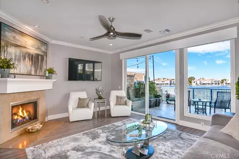 16125 Saint Croix Cir, Huntington Beach, CA 92649