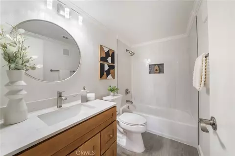 Bath - 72 Corniche #B, Dana Point, CA 92629 photo 3 of 3