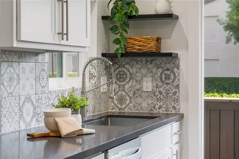 Kitchen - 72 Corniche #B, Dana Point, CA 92629 photo 4 of 7