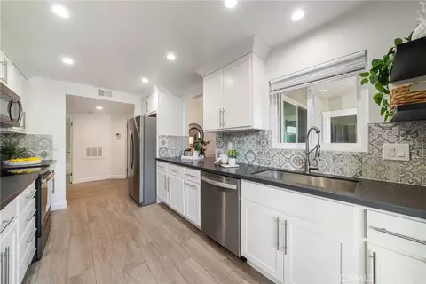 Kitchen - 72 Corniche #B, Dana Point, CA 92629 photo 7 of 7