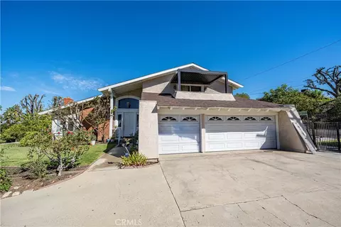 2308 Sarandi Grande Dr, Hacienda Heights, CA 91745