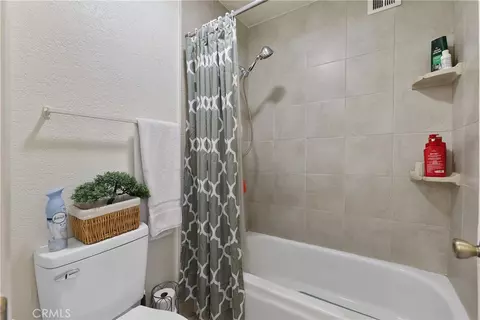 Bath - 48255 Monroe #38, Indio, CA 92201 photo 1 of 1