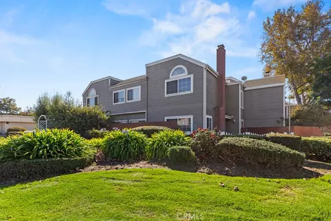 2409 Country Ln, Santa Maria, CA 93455