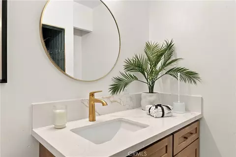 Bath - 3161 Tevis, Long Beach, CA 90808 photo 5 of 7