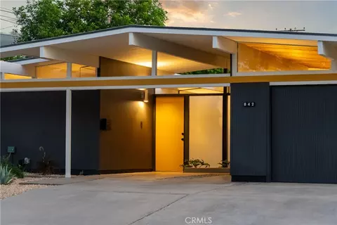 Exterior - 842 E Glendale, Orange, CA 92865 photo 18 of 24