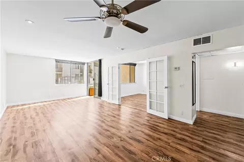 Living - 1140 E Ocean Blvd #124, Long Beach, CA 90802 photo 2 of 6