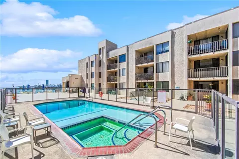 Exterior - 1140 E Ocean Blvd #124, Long Beach, CA 90802 photo 4 of 4