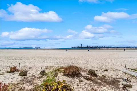 View/Area - 1140 E Ocean Blvd #124, Long Beach, CA 90802 photo 1 of 4