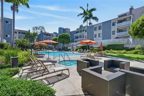 8162 Manitoba, Playa Del Rey, CA 90293