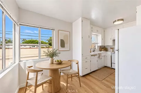 Dining - 1809 E Appleton, Long Beach, CA 90802 photo 1 of 1