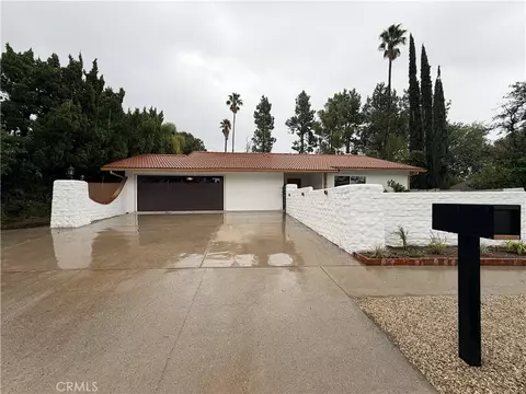 10470 Laramie, Chatsworth, CA 91311