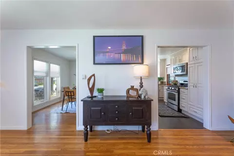 Entry Way - 1014 E Carson, Long Beach, CA 90807 photo 1 of 1