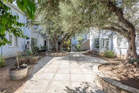 Exterior - 1014 E Carson, Long Beach, CA 90807 photo 1 of 2