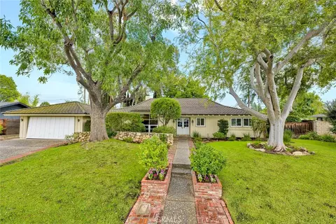 13402 Eton Pl, North Tustin, CA 92705